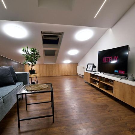 Last Floor Two Level Apartment With Fantastic View Riga Eksteriør billede